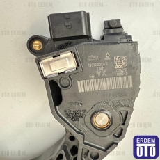 Renault Fluence Gaz Pedalı (Hız Sabitlemeli Versiyon) 180100024R 180100024R