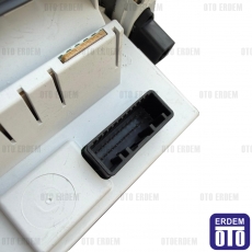 Renault Megane 2 Radyo Göstergesi 8200755120 8200755120