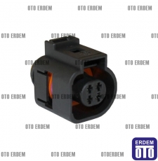 Volvo Sis Far Soketi 4 Pinli Soket-4K035 Soket-4K035