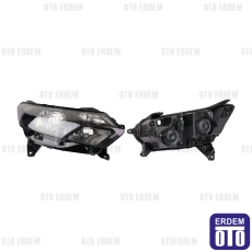 Dacia Sandero Far Sağ Motorlu İçi Siyah Ledsiz 2022 